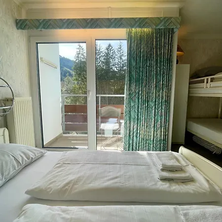 アパート Berghof エルマウ